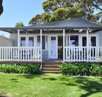 The Waterfront House 4pm Check Out Sundays - Accommodation Adelaide