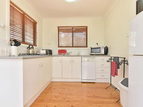 Olive Grove Villa 3 Suite With Large Bath - Accommodation Adelaide 5