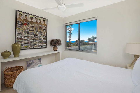 SPECTACULAR OCEAN FRONT Sounion6 - Accommodation Adelaide 6