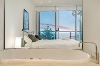 Penthouse Liberty Towers - Accommodation Adelaide 4