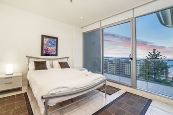 Penthouse Liberty Towers - Accommodation Adelaide 2