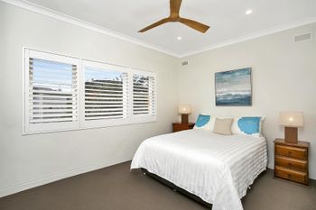 Two Bedroom Beachside Apartment CLOV4 - Accommodation Adelaide 4
