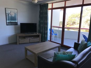FATHOMS 19 - Accommodation Adelaide 0