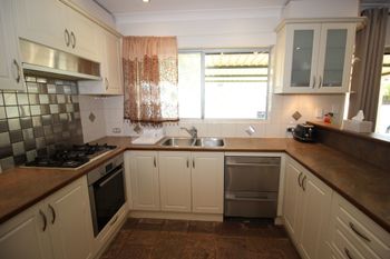 Swan View Family Home - Accommodation Adelaide 6