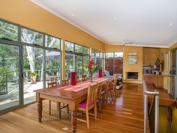 The Pleasure Dome - Accommodation Adelaide 4