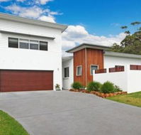 THE WHITE HOUSE - Accommodation Adelaide