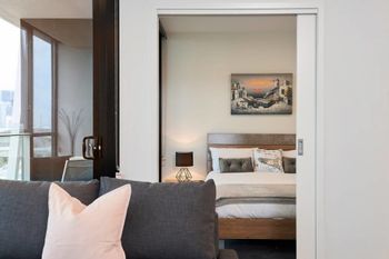 Panoramic Melbourne Views From Stylish Apartment - Accommodation Adelaide 6