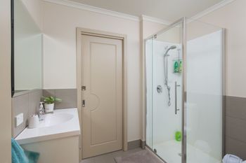 The Executive B & B - Accommodation Adelaide 6