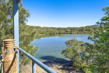 Spinnakers Loft 3 Bed Apartment - Accommodation Adelaide 1
