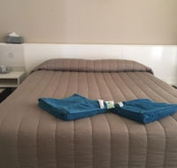 Lake Lefroy Motel  Bar - Accommodation Adelaide
