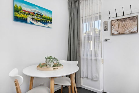 Bayscape Studio Glenelg - Accommodation Adelaide 3