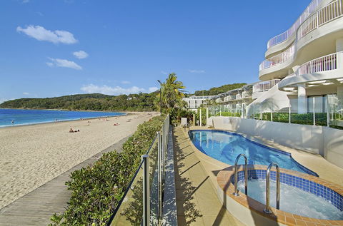 La Mer Noosa - Accommodation Adelaide 0