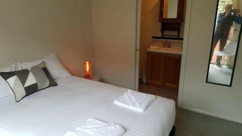 3 Batten Street - Accommodation Adelaide 6