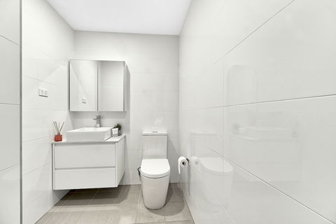 Elegant 2 Bedrooms Terrace With Premium Condition - Accommodation Adelaide 3