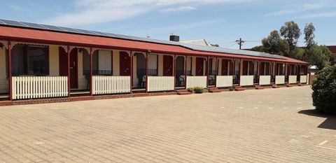Daydream Motel And Apartments - Accommodation Adelaide 1
