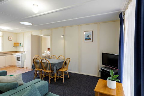 Park Avenue Holiday Units - Accommodation Adelaide 7