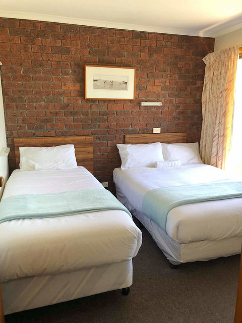 Lakes Jakaranda Holiday Units - Accommodation Adelaide 2