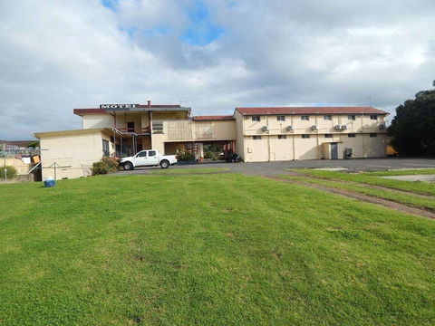 Nowra Motor Inn - Accommodation Adelaide 1