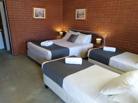 Junction Motel Wagga - Accommodation Adelaide 2