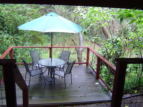 Stones Throw Cottage Bed & Breakfast - Accommodation Adelaide 6