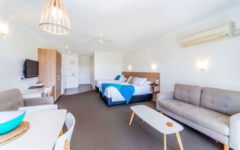Moby Dick Waterfront Resort Motel - Accommodation Adelaide 2