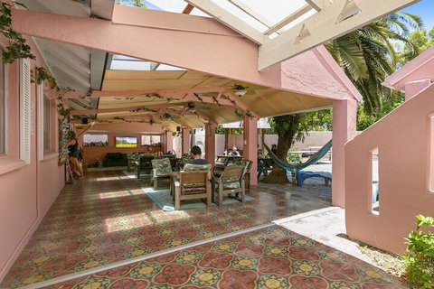 Dolphins Beach House - Accommodation Adelaide 2