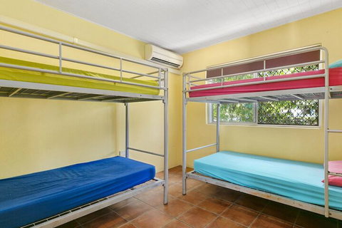 Dolphins Beach House - Accommodation Adelaide 5