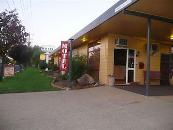 Bethungra NSW Accommodation Adelaide