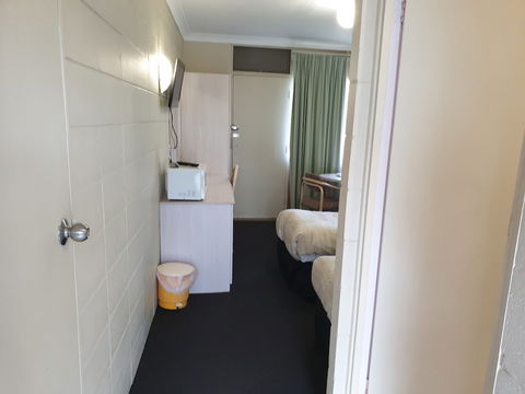 Cootamundra Gardens Motel - Accommodation Adelaide 5