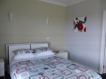 Swan Lake Guest House - Accommodation Adelaide 5