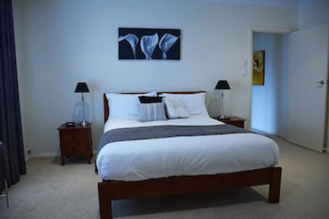 Cole House Apartments - Accommodation Adelaide 0