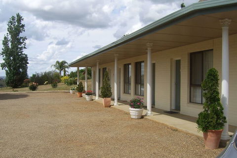 Golden Chain Garden Motor Inn - Accommodation Adelaide 1
