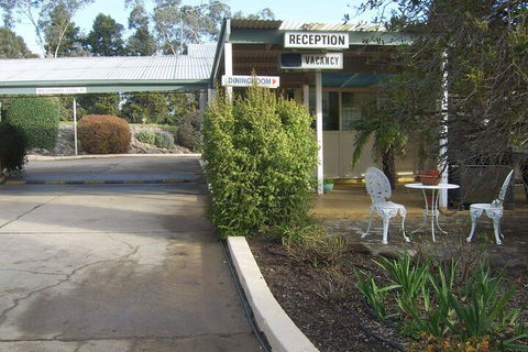 Golden Chain Garden Motor Inn - Accommodation Adelaide 2