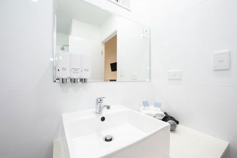 New England Motor Lodge - Accommodation Adelaide 6