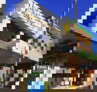 The Entrance Backpackers - Hostel - Accommodation Adelaide