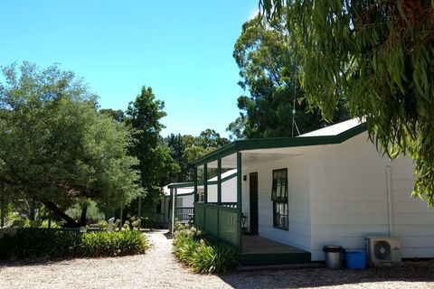 Fernleigh Farmstay & Bike Park - Accommodation Adelaide 4
