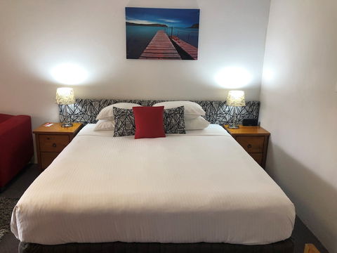 Avaleen Lodge Motor Inn - Accommodation Adelaide 6