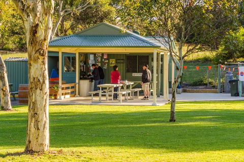 Lake Albert Caravan Park - Accommodation Adelaide 2