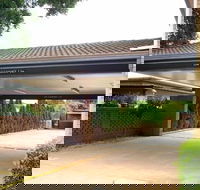 A Raceview Motor Inn - Accommodation Adelaide