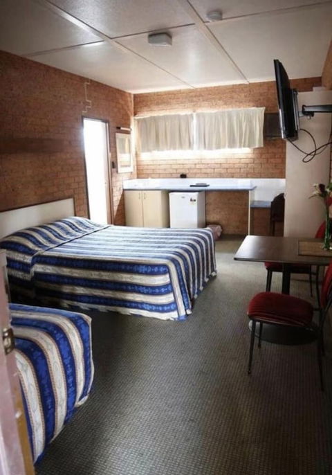 Condobolin Motor Inn - Accommodation Adelaide 4