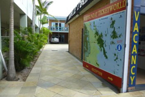 Airlie Court Units - Accommodation Adelaide 2