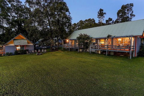 Vineyard Hill - Accommodation Adelaide 1