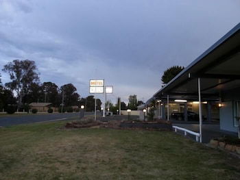 Yass Motel - Accommodation Adelaide 3