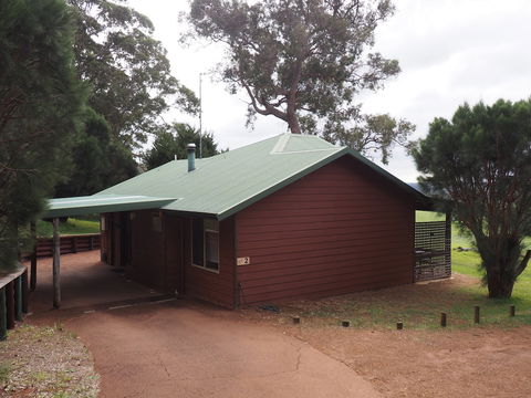 Augusta Sheoak Chalets - Accommodation Adelaide 3