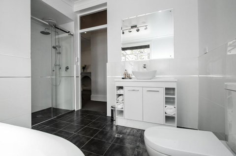 Lanzerac Country Estate - Accommodation Adelaide 2