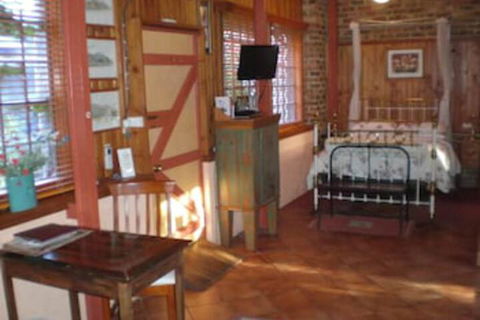 Eagle Foundry Bed & Breakfast - Accommodation Adelaide 5