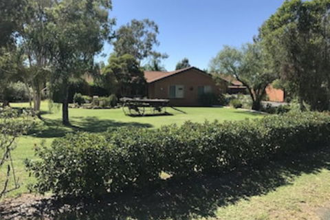 Castlereagh Motor Inn - Accommodation Adelaide 0