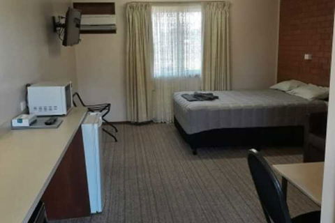 Castlereagh Motor Inn - Accommodation Adelaide 7