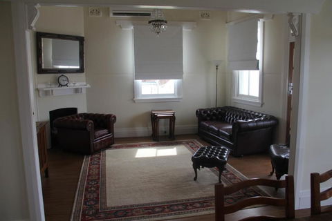 Mentor Chambers Apartment Bed & Breakfast - Accommodation Adelaide 1
