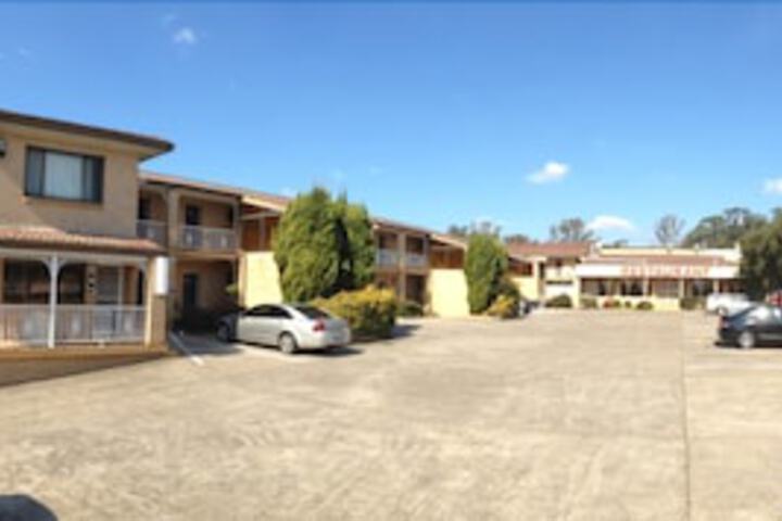 Vineyard NSW Accommodation Adelaide